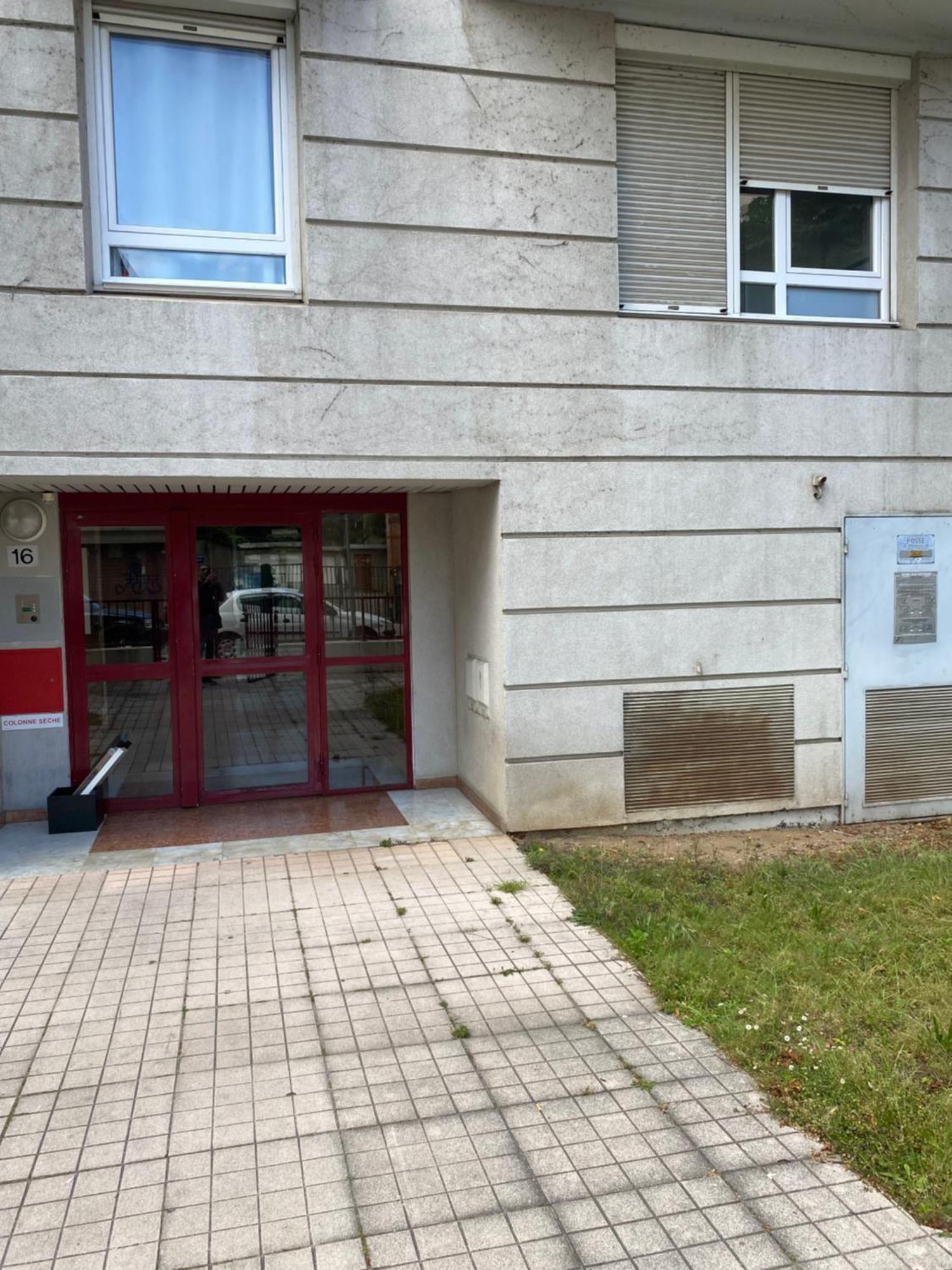 Super T2 Avec Piscine Lyon 3Eme Apartment Ngoại thất bức ảnh